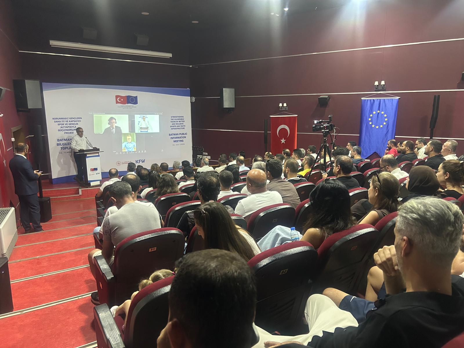 AB Desteğiyle modern spor salonu
