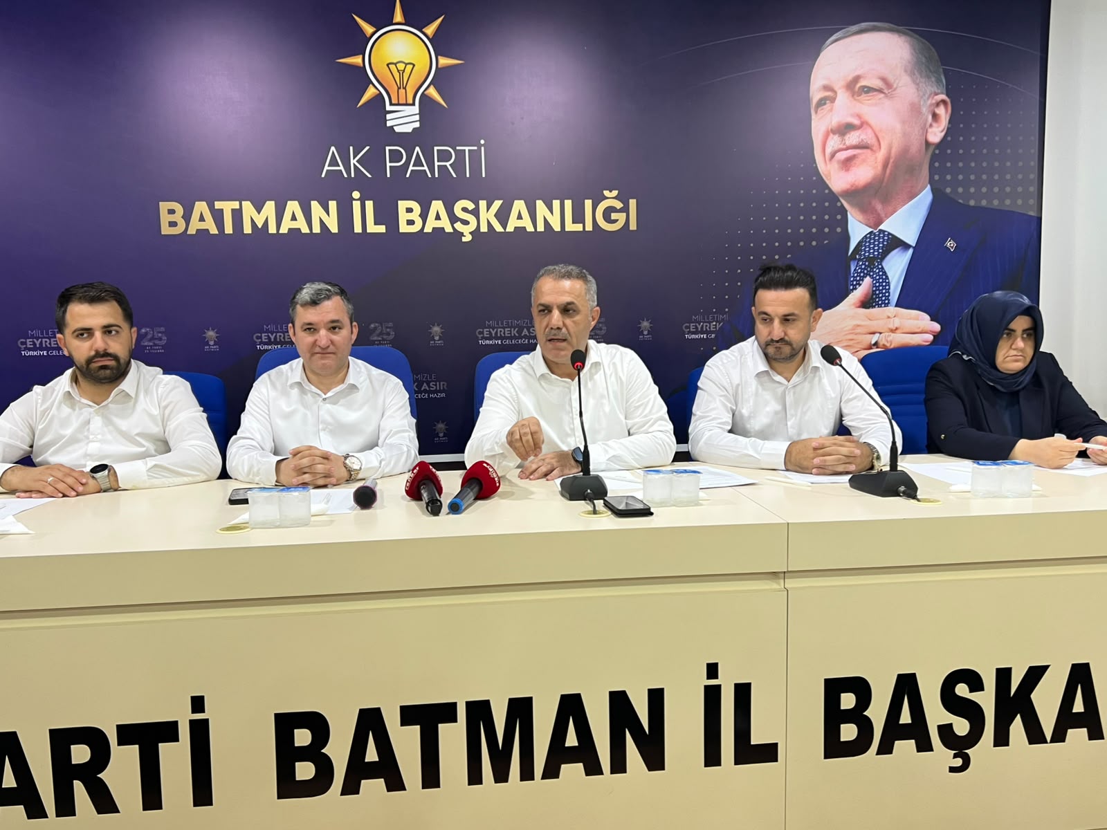 AK Parti’de 25. yıl coşkusu