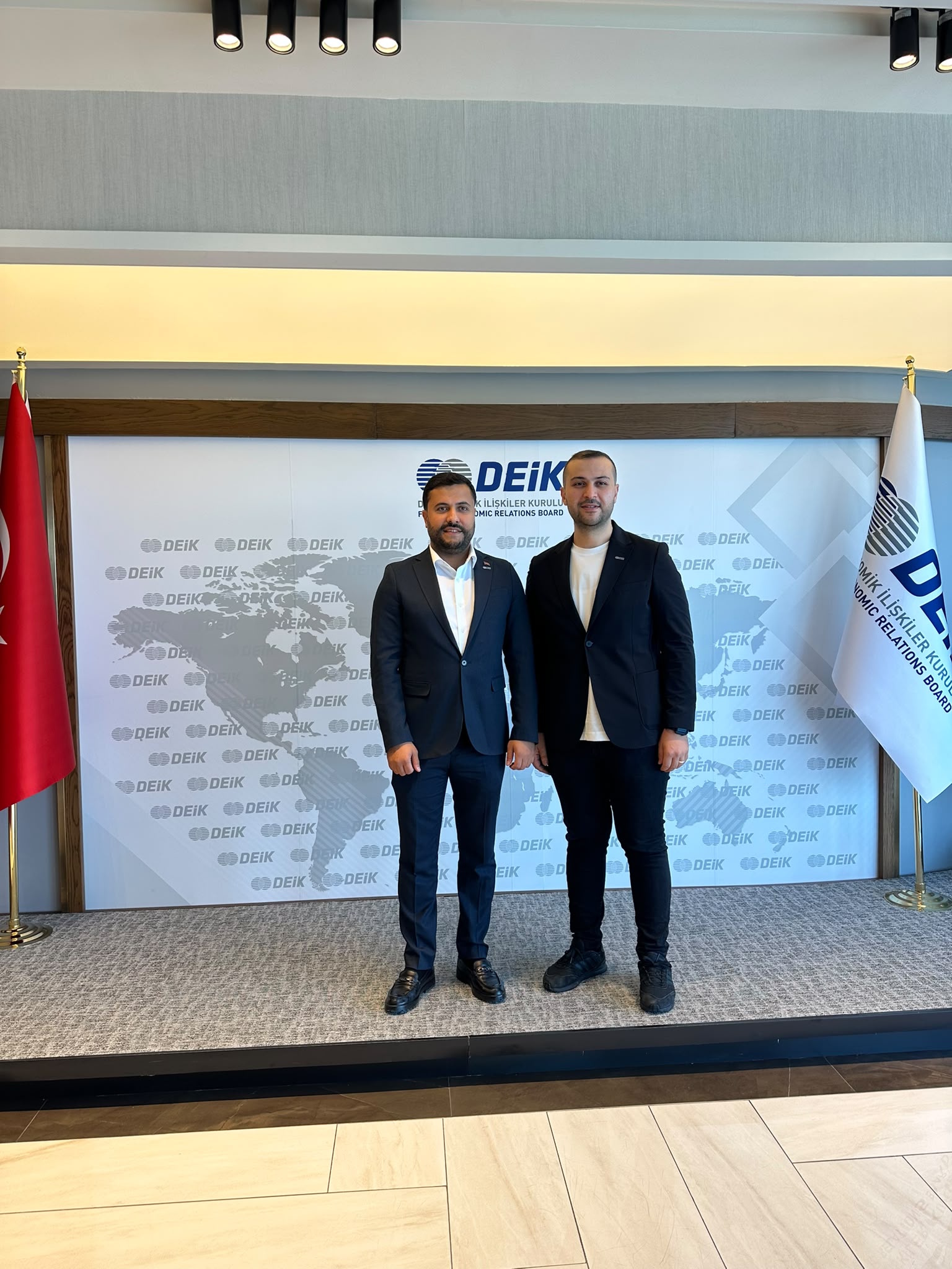 Akyel’e DEİK’te önemli görev