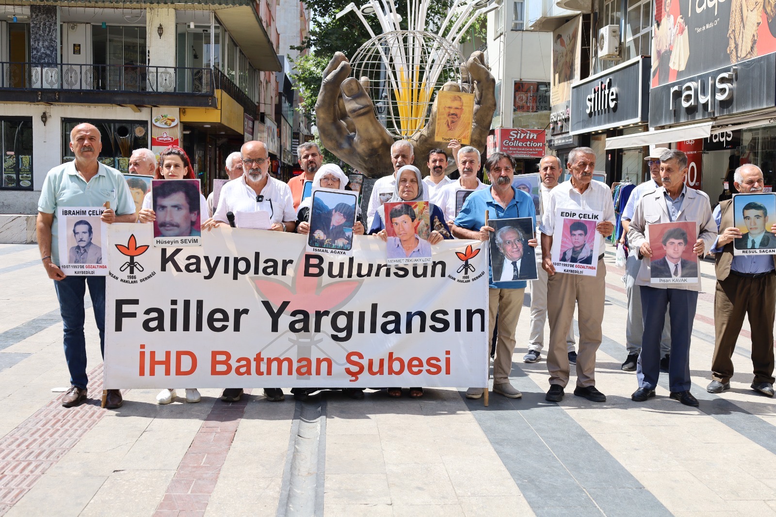 Kayıplar için 750 kez seslendiler