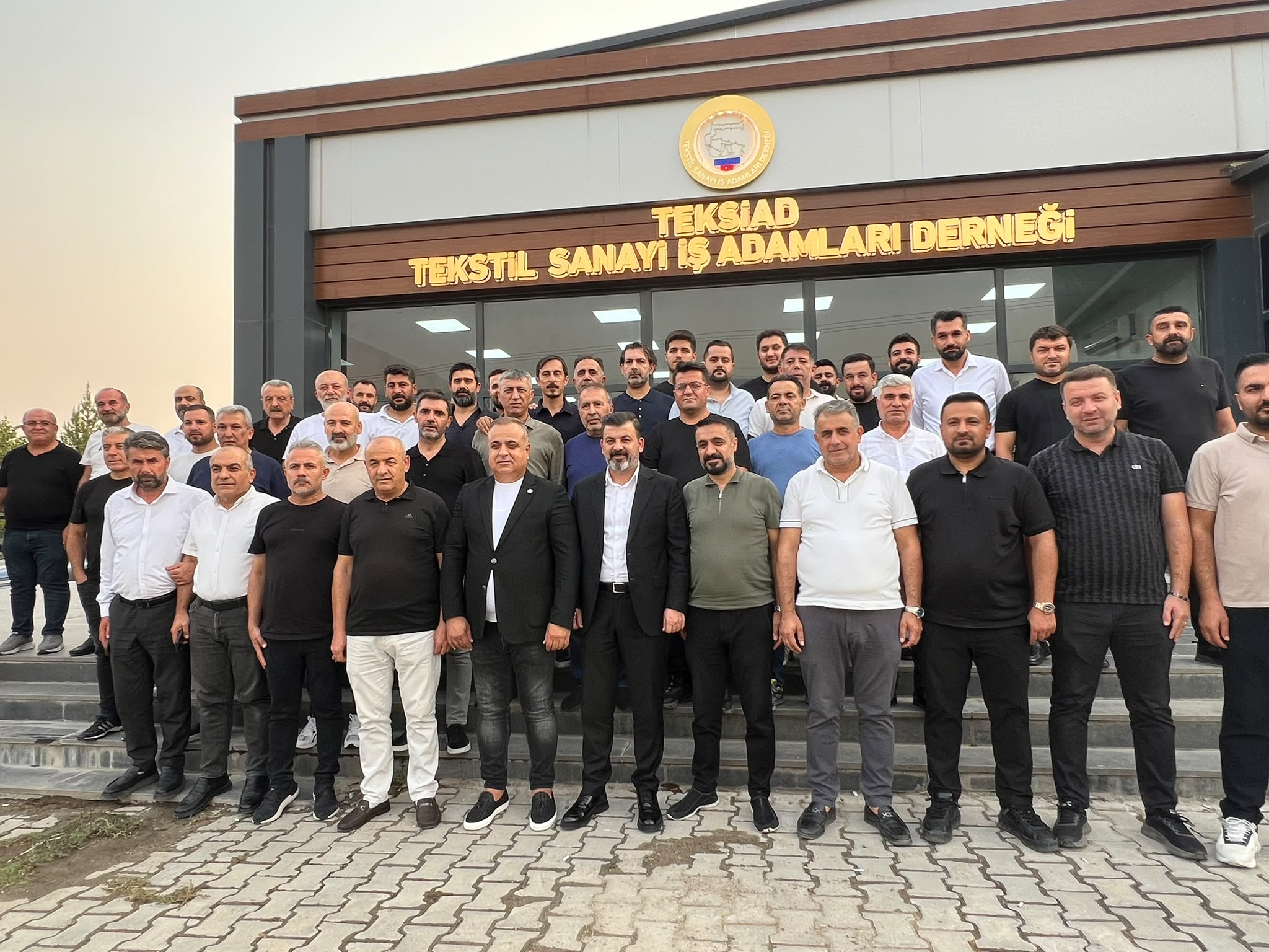 Tekstil sektörü Kurt’un etrafında kenetlendi