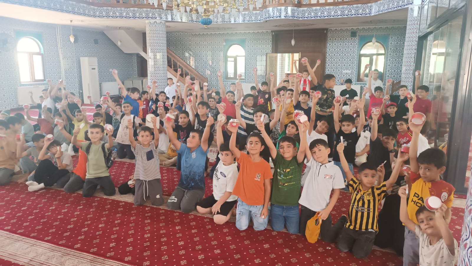 Yaz Kur’an kursu öğrencilerine tatlı sürpriz