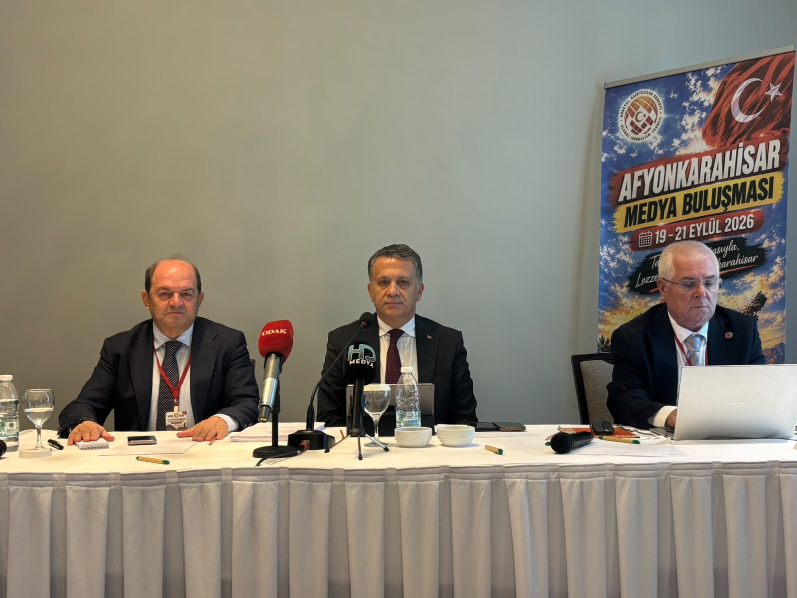 “Sektörün krizden çıkış anahtarı meslek birliği yasasıdır”