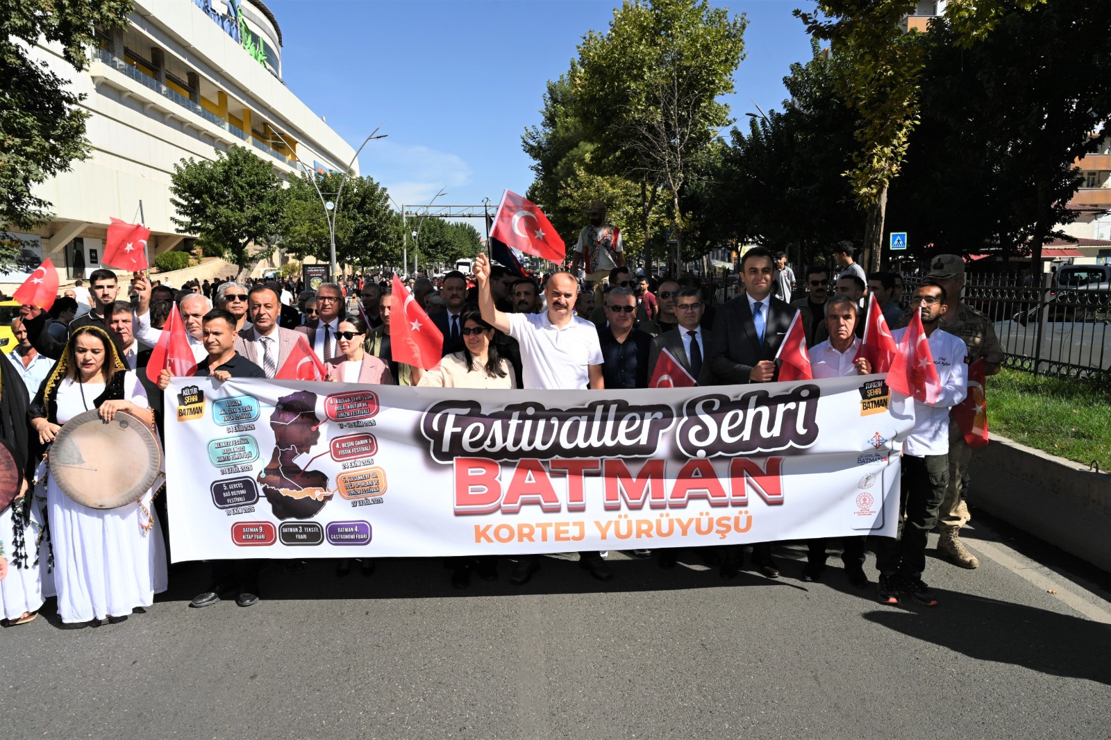 Festival coşkusu başladı
