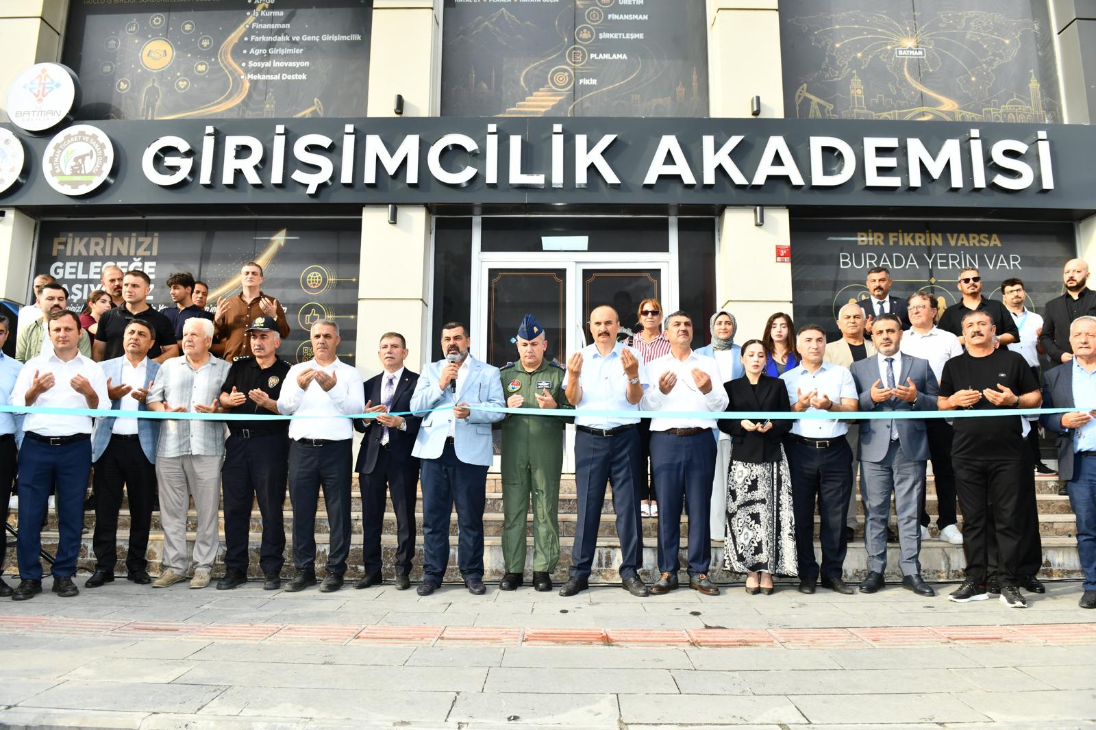 Girişimcilik Akademisi hizmete açıldı