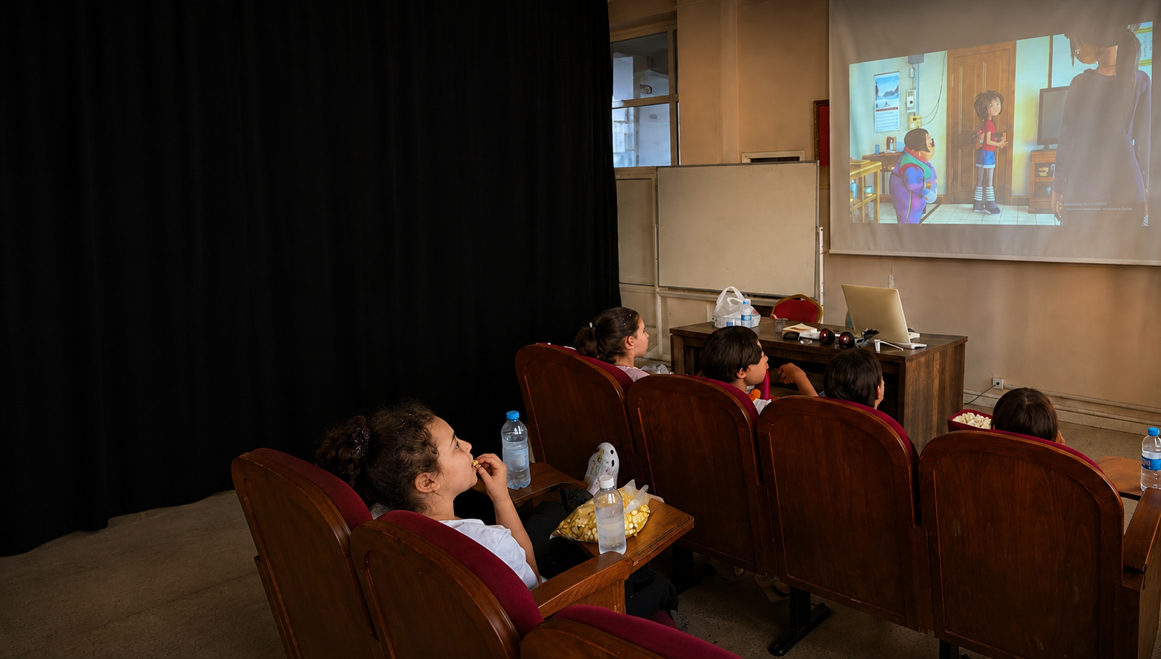 Petrolkent’te çocuklara sinema keyfi