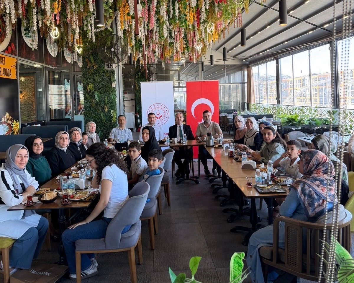 Şehit ve gazi yakınları sanatla buluştu