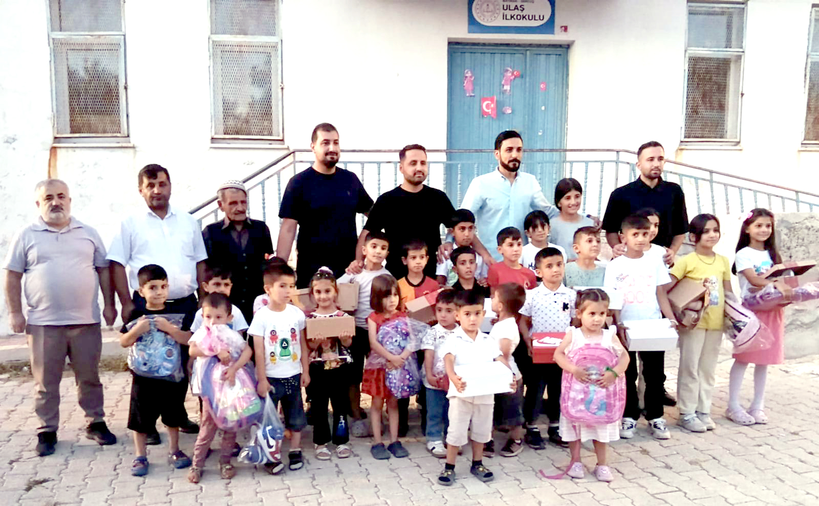 Gercüş’te 40 öğrenciye eğitim desteği