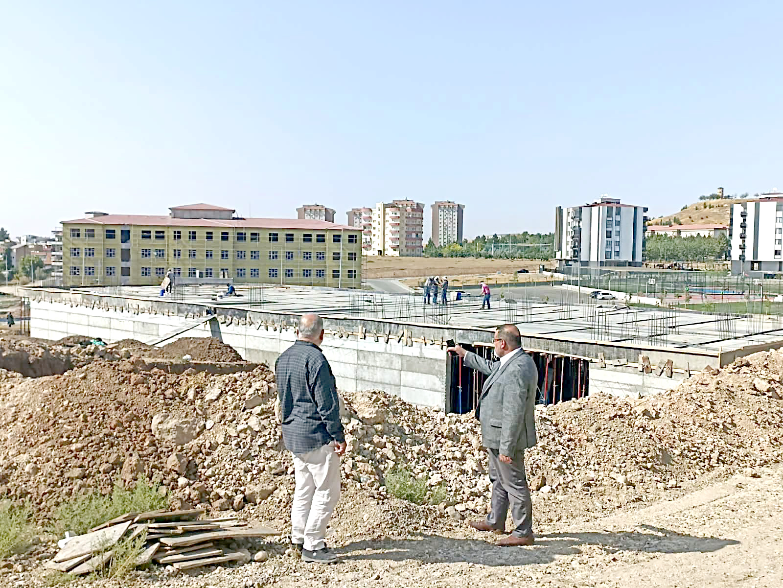 Durmuş’tan kız Kur’an kursu inşaatına inceleme