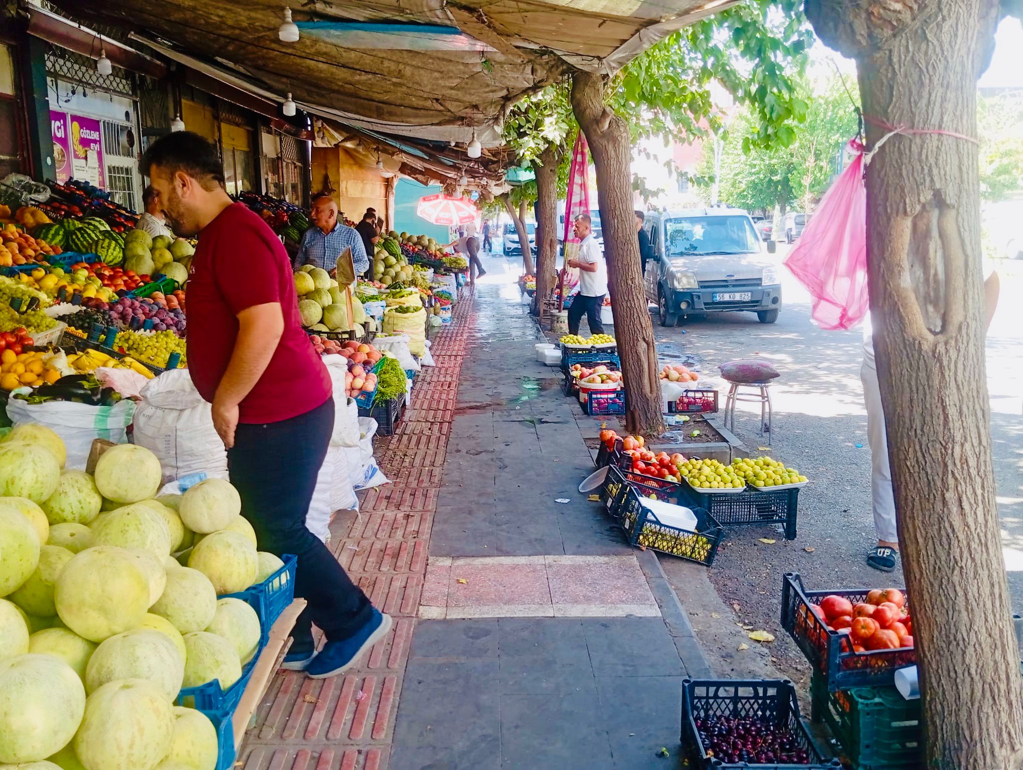 Kaldırım İşgaline Geçit Yok: 4 İş Yeri 1 Günde Kapatıldı