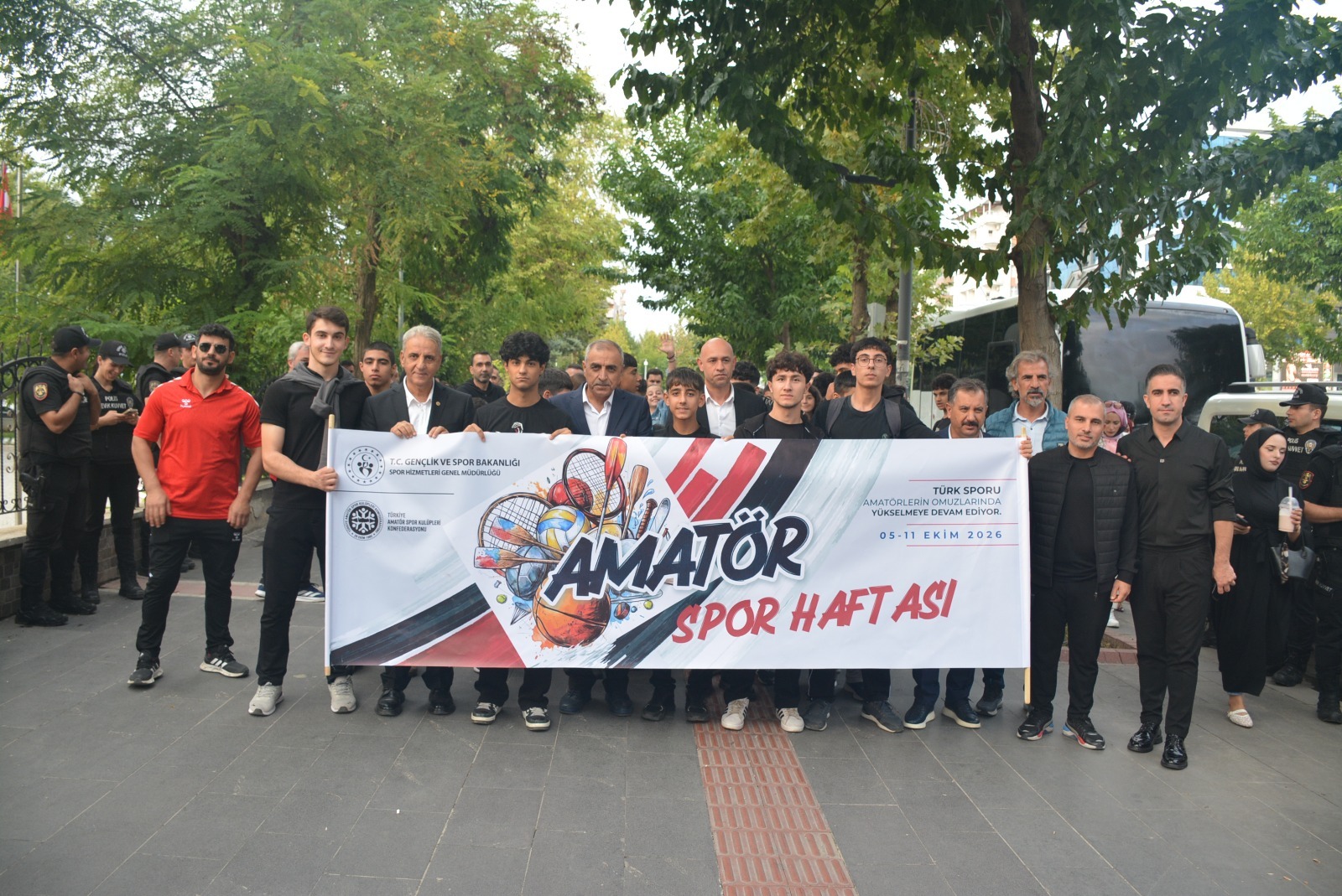 Amatör spor için farkındalık yürüyüşü