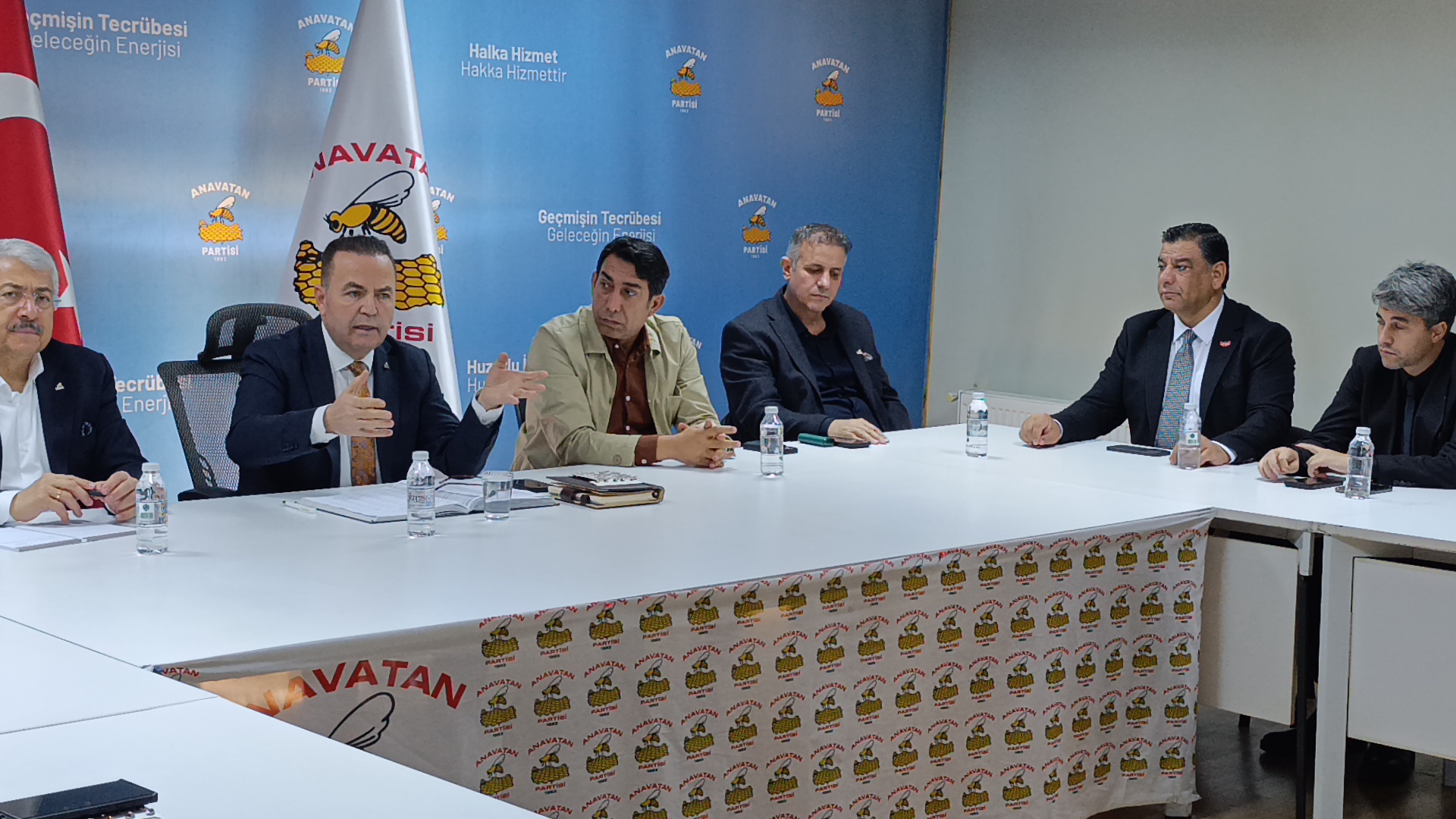 Anavatan Partisi’nde kurultay hazırlıkları