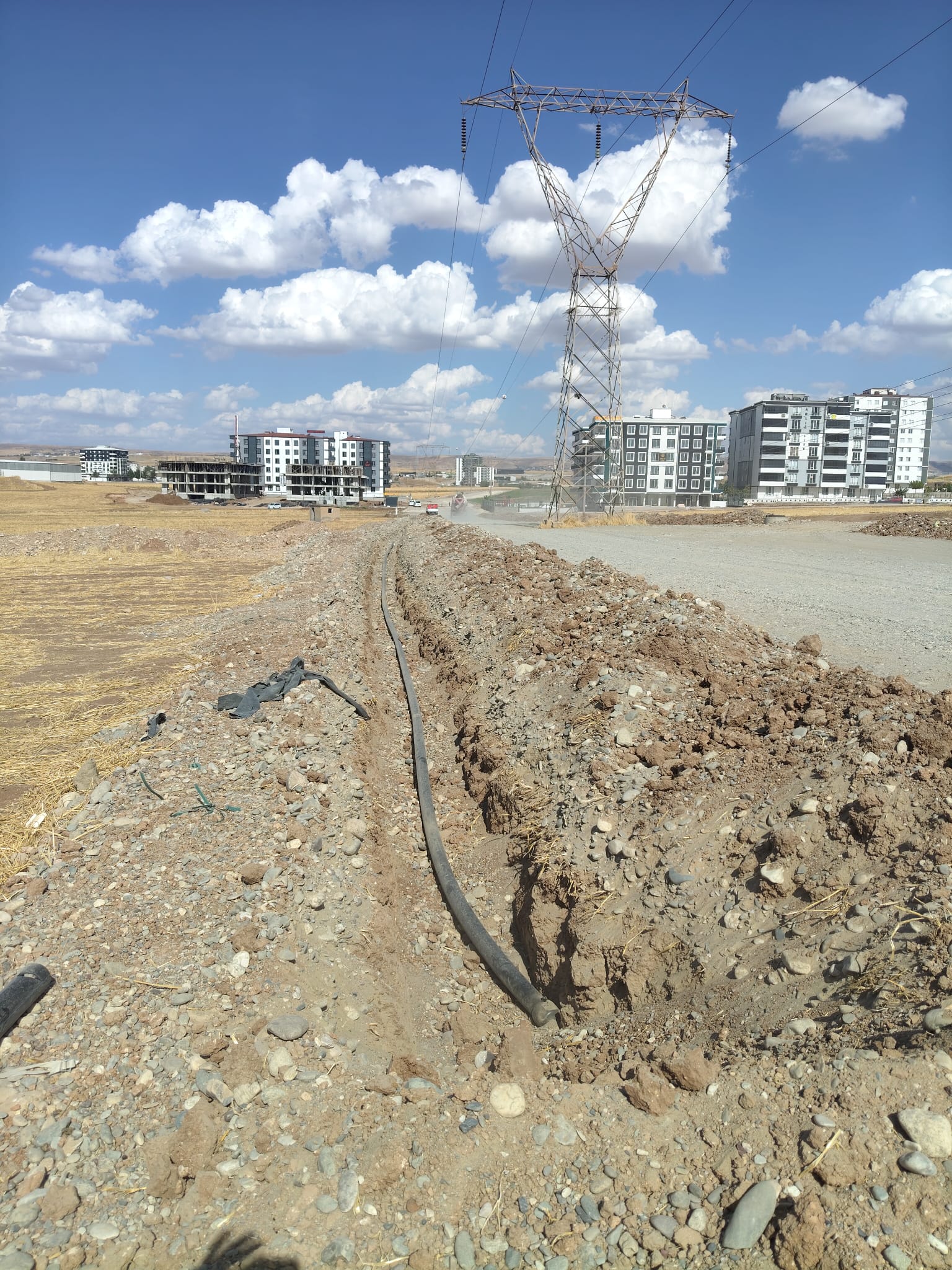 BASKİ’den Bayındır’a 1.600 metrelik hat