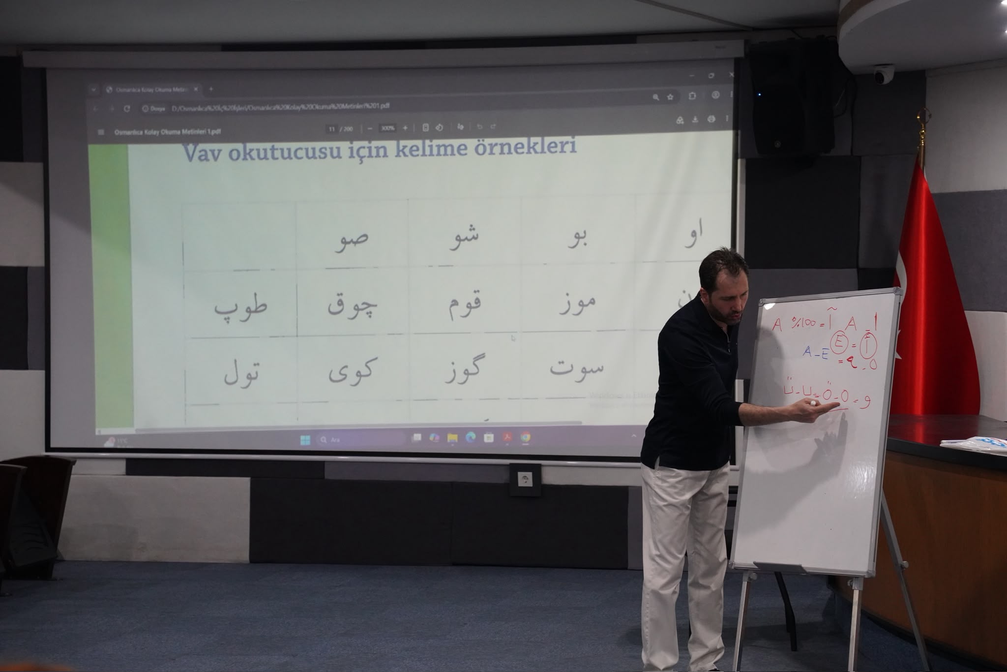 Belediye personeli Osmanlıca öğreniyor