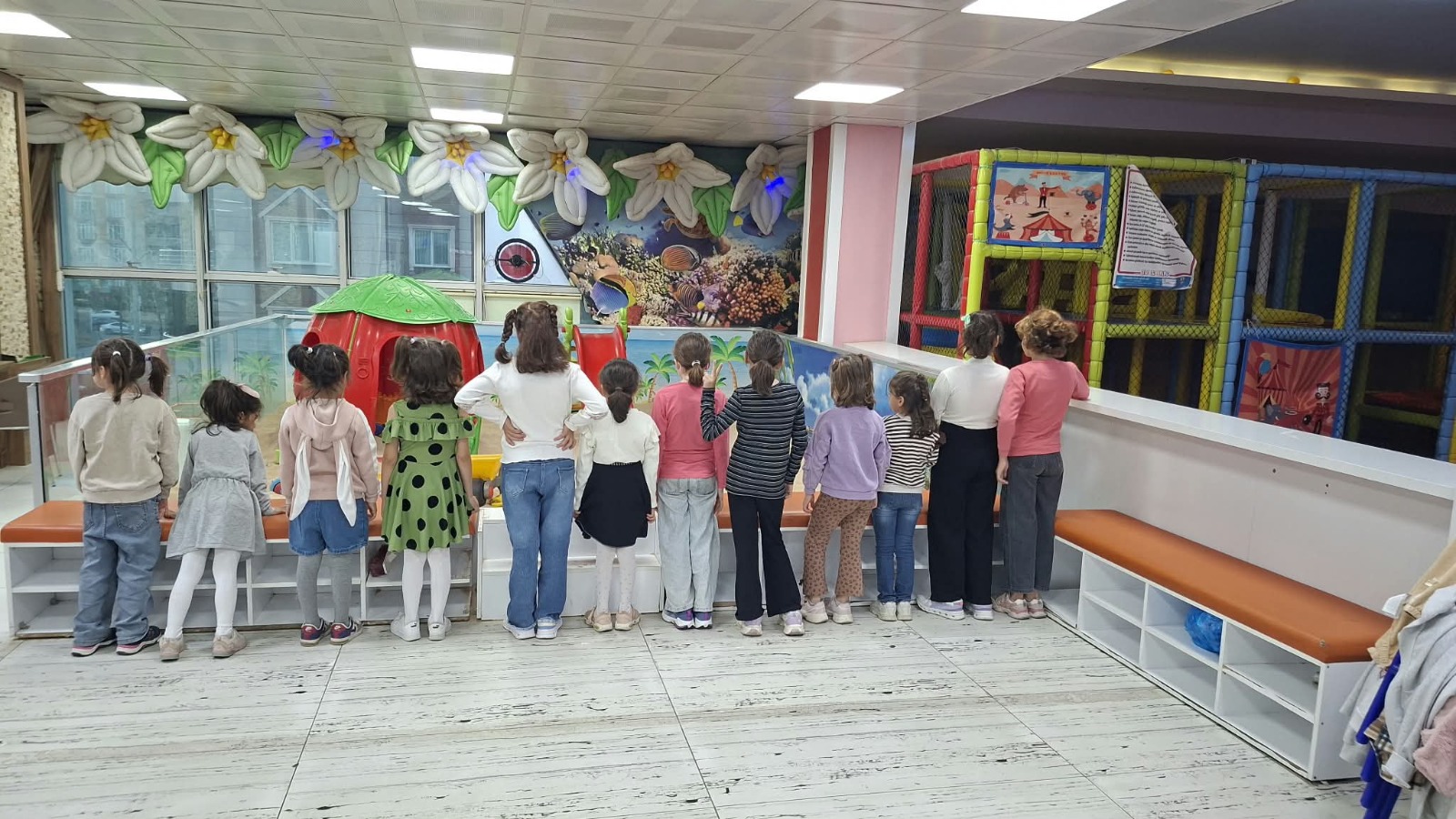 Çocuklara oyun alanı sürprizi