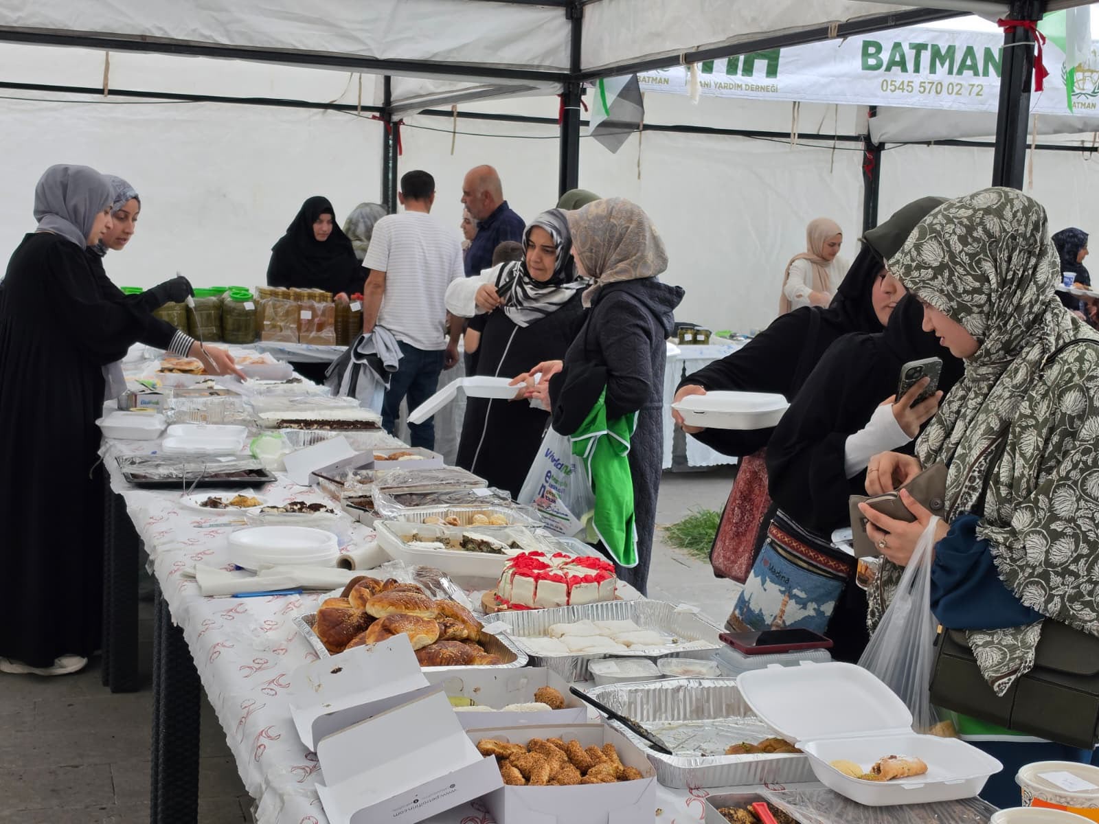Gazze için yardım kermesi